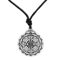 Colgante eslavo de la riqueza con diseño mandala plateado y cordón negro estilo retro - Colgante Redondo de Mandala Vintage (Cuerda de Cera) / Plata antigua