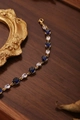 Bracelet doré avec cristaux de zircon bleus et transparents en forme de larme, style rétro - Or 18 carats / Forme Poire Bleue & Blanche (ZHB459金)