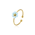Adjustable gold hammered ring featuring a blue flower resin bead and gold bead accents - Single Flower Hammered Open Ring (ZHR2459) / Blue