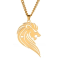 Goldene Edelstahl Halskette mit Löwenkopf Anhänger und grober Panzerkette im Detail - Gold