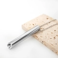 Collar de respiración consciente en plata con tubo de acero inoxidable pulido - Tubo Estándar / Color acero