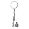 Llavero de hacha plateada vintage con nudos celtas y un anillo de metal resistente - Plata Antigua