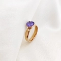 Anillo de piedra de nacimiento con circón púrpura y banda de acero dorado cepillado - Talla 7 / Junio Oro Rosa-Estilo 2