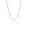 Collier minimaliste en acier inoxydable argenté avec pendentif en forme de nœud - Acier