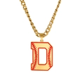 Collier chaîne gourmette dorée avec pendentif lettre D et détails de couture baseball - Lettre D