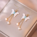 Elegante collana a farfalla con perle e nappine placcata in oro in stile vintage retrò - Orecchini Farfalla con Nappina