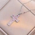 Collier croix argenté élégant avec zircon rose et bordure en cristaux scintillants - Croix en Argent (Zircone Rose) (1353)
