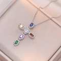 Collier pendentif croix en argent avec zircons colorés posé sur écrin en soie luxueux - Argent avec Zircone Multicolore Style Croix (X1326)