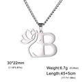 Collier en acier inoxydable avec pendentif lettre B, lotus et silhouette de visage femme - Lettre B / Acier