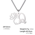 Collier en acier inoxydable argenté avec lettre Q et pendentif visage de lotus femme - Lettre Q / Acier
