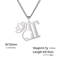 Collier en acier argenté avec lettre T lotus et pendentif contour visage femme - Lettre T / Acier