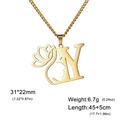 Collier en acier doré avec lettre N, pendentif lotus et silhouette de visage féminin - Lettre Y / Or