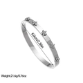 Détail d'un bracelet en acier inoxydable argenté avec fleurs serties et 6,0 cm de diamètre - Style Strass Fleur à Cinq Pétales (SZ387) / Argent
