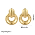 Détail de boucles d'oreilles dorées irrégulières avec mesures de 3,4 cm de haut et 2,5 cm - Style d'Anneau Coquille (ES110471) / Or