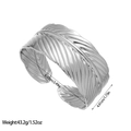 Detailliertes Silber-Federarmband mit Maßen 6,33 cm x 4,41 cm und einem Gewicht von 43,2 g - Feather Style Silver (YY102 Steel)