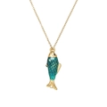 Collar dorado de acero con colgante de pez en esmalte turquesa y textura de escamas - Verde