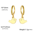 Boucles d'oreilles créoles dorées avec oiseau, poids 1,1g et dimensions détaillées - Oiseau Potelé / Or