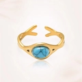 Details eines Vintage-Goldrings mit ovalem Türkisstein und welliger Bandstruktur - Wellenförmiges Band Offener Stil (J0468)