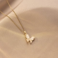 Franse stijl gouden vlinderketting van titaniumstaal met parelmoer en zirkonia - Gouden Parelmoer Zirkon Vlinder Stijl (X4313)