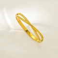 Goldenes Armband im Kreuzdesign mit funkelnder Sternentextur und elegantem Klickverschluss - Doppellinien-Crossover-Matte-Stil (TT0681)