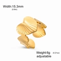 Anello regolabile in acciaio inossidabile placcato oro 18K con design a conchiglia - Stile Capasanta Dorata
