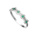 Detalle de brazalete ondulado plateado con cinco piedras verdes ovales y cristales blancos - Color Acero Con Zirconia Verde