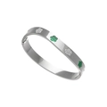 Detail van de gepolijste zilveren armband met groene malachiet en zirkonia klaverbladmotieven - Staal Groen Stijl (SZ-310)