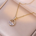 Collier en acier titane doré avec pendentif cercle évidé, zircone et motifs étoile lune - Collier Étoile Lune Doré (Avec Pendentif)