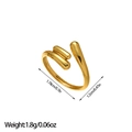 Vue détaillée d'une bague dorée irrégulière avec dimensions 1,78 cm et poids 1,8 g - Design Simple de Gouttelette de Forme Fluide (JZ146) / Or