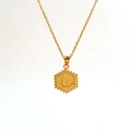 Collana esagonale dorata in acciaio inossidabile con lettera L a rilievo e bordo - Stile Lettera L (Con Catena)