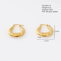 Irregular snake skin texture gold earring in 18K plated stainless steel, 23mm x 21mm - Gold 411