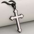 Collar con colgante de cruz en negro y plata con metal cepillado en cadena de caja - Negro + Plateado (Solo Colgante)