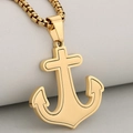 Colgante de ancla de acero inoxidable chapado en oro de 18K con cadena en fondo gris - Solo Colgante (Sin Cadena) / Dorado