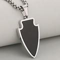 Pendentif bouclier en acier inoxydable avec finition noire sur chaîne box - Noir + Argent (Pendentif Uniquement)