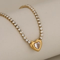 Luxuriöse goldene Herzanhänger Halskette mit schimmernder Kristall-Tennis-Kette - Gold Farbe Weißer Stein