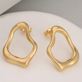 Minimalistische gouden onregelmatige golf oorbellen met gepolijst hol ontwerp - Goud
