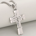 Drielagige zilveren roestvrijstalen kruis hanger met matte afwerking en Jezus-reliëf - Zilver (Pendant Only (Without Chain))