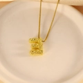 Goldene Halskette mit Buchstabe-E-Anhänger, Matt-Optik und Herz-Verzierungen - Halskette E / 40+5cm