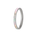 Bague en acier titane argenté avec incrustation nacre irisante et pierre de zircon unique - US 5 / Couleur Acier