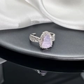 Detailopname van een paarse emaille wulou ring met zilveren kanten hol ontwerp - Verstelbaar Open / Lichtpaarse Pompoen Opengewerkt (JZ4788)