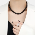 Collier minimaliste en perles d'onyx noir avec finition polie et style mode chic - Diamètre de perle 8mm / Collier Perles Noires (Grand)