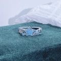Détail de la bague étoile ouverte avec émail bleu clair et accents de zircons brillants - Ouvert Réglable / Style Étoile Pentagramme en Émail Bleu (JZ2104A)