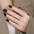 Bague en acier titane torsadé doré pour femme ornée d'une pierre de lune ronde - US 5 / Or