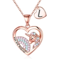 Collar de corazón y unicornio oro rosa con circonitas de colores y colgante letra L - Letra L