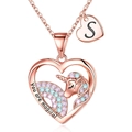 Collar de corazón de unicornio oro rosa con circón arcoíris y letra S colgante - Letra S