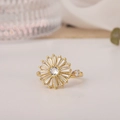 Elegant gold daisy open ring with zircon petals and rotating flower center design - Gold TR-03664-01 / Gold