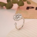 Elegant adjustable silver sunflower ring with sparkling cubic zirconia flower petals - Silver TR-03664-02 / Silver
