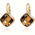 Détails de boucles d'oreilles en or 14 carats avec de pierres brunes de coupe carrée - Café Doré