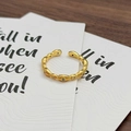 Goldener offener Ring im Vintage-Stil mit Wellentextur und funkelnden Zirkonia - Wellig Pavé Stil (JZ4698)