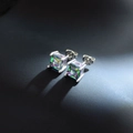 Moderne S925 Silberstecker mit quadratischen Zirkonia-Steinen in Regenbogenfarben - 6mm (EH0304)